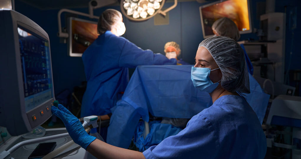 Instrumentos quirúrgicos Aesculap Caiman: innovación en Panamá