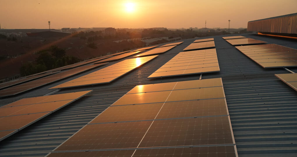 Cómo elegir paneles solares en Panamá para tu hogar sostenible