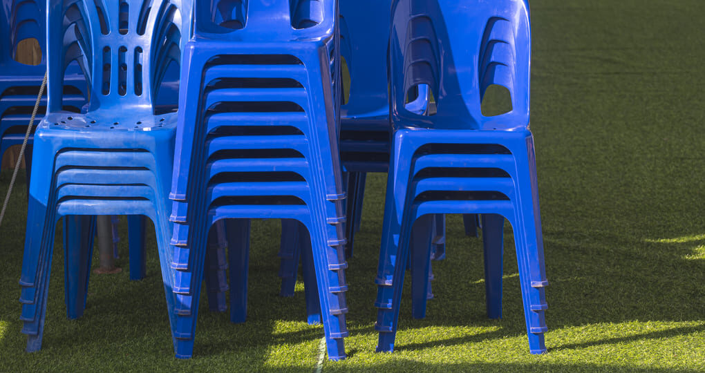 Sillas plásticas apilables y funcionales en Costa Rica