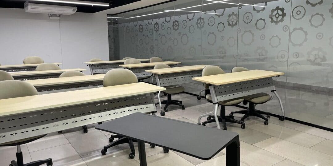 ¿Dónde encontrar salones de capacitación equipados para alquilar en Panamá?