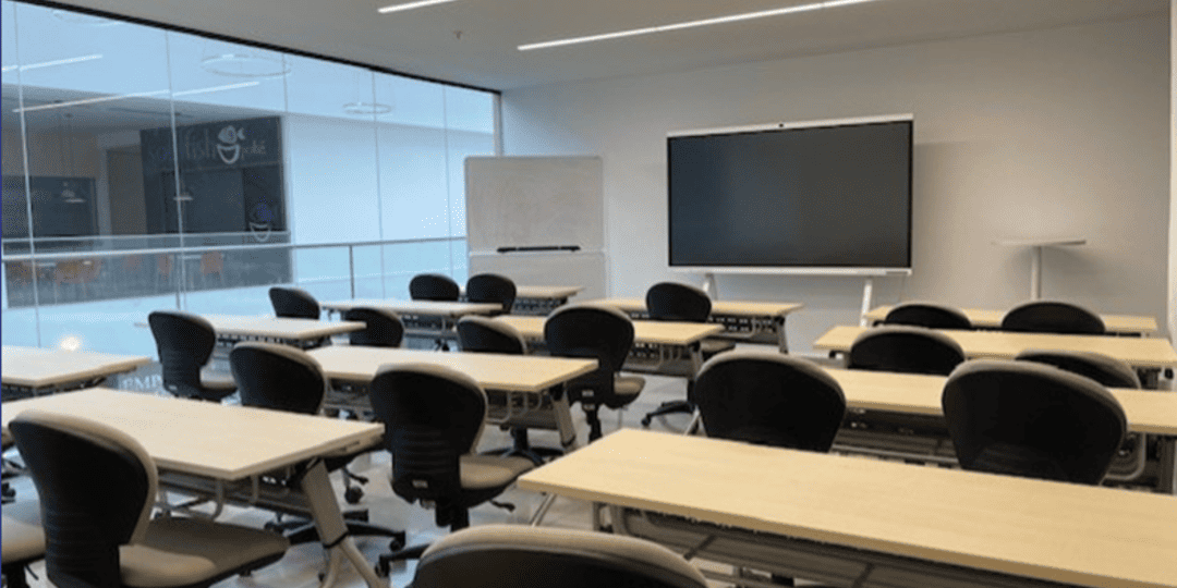 Espacios ideales para capacitación: todo sobre el alquiler de salones en Panamá